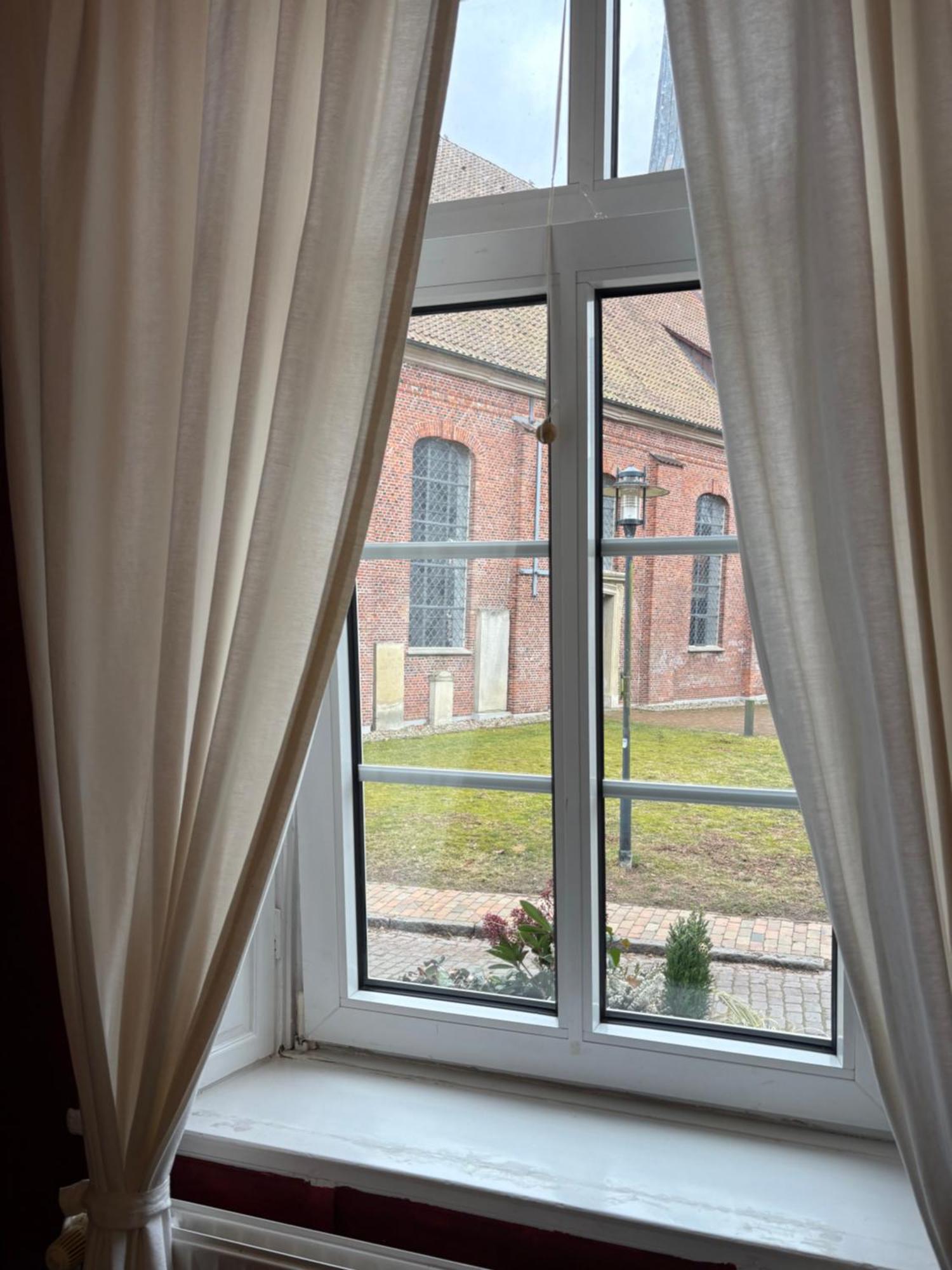 Altes Pastorat Bed & Breakfast Barmstedt Exterior photo